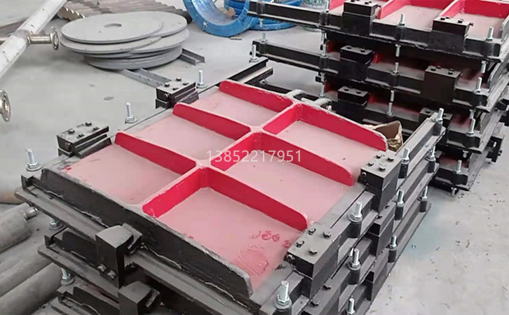 DN1000鑄鐵鑲銅方閘門(mén)準(zhǔn)備發(fā)貨(圖2) 微信圖片_20210721144659_副本.jpg