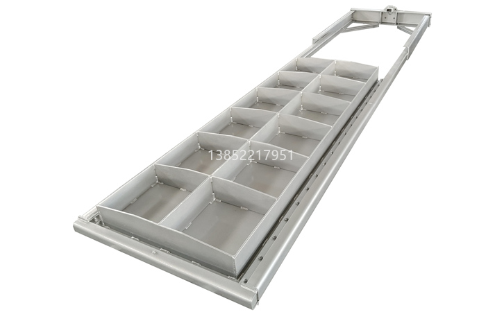 鋼制閘門(圖1) 鋼質(zhì)閘門2_副本.jpg